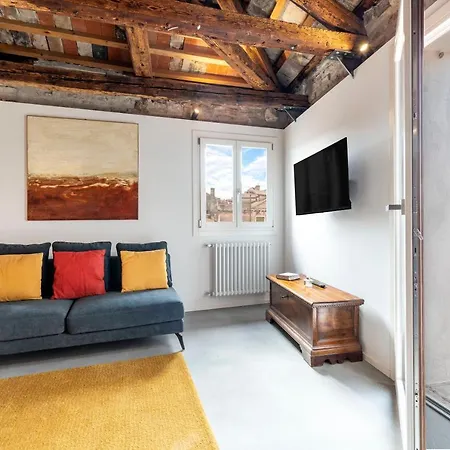Lilia's Loft *