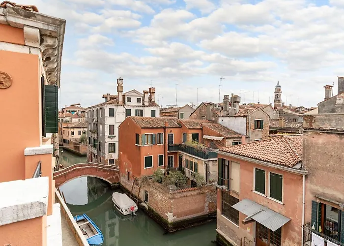 Lilia's Loft Apartament *